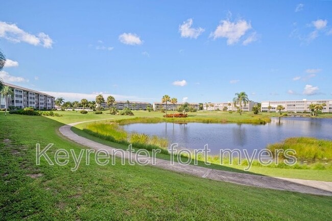 Building Photo - 14891 Hole in 1 Cir