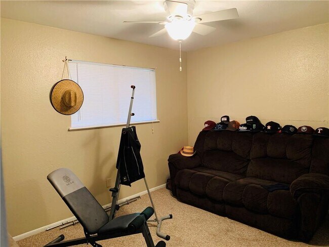 Building Photo - 5005 Goldeneye Dr