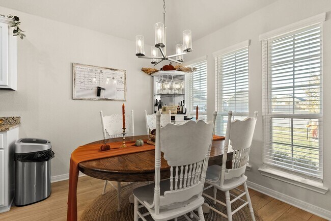 Building Photo - 9612 Caemlyn Cv