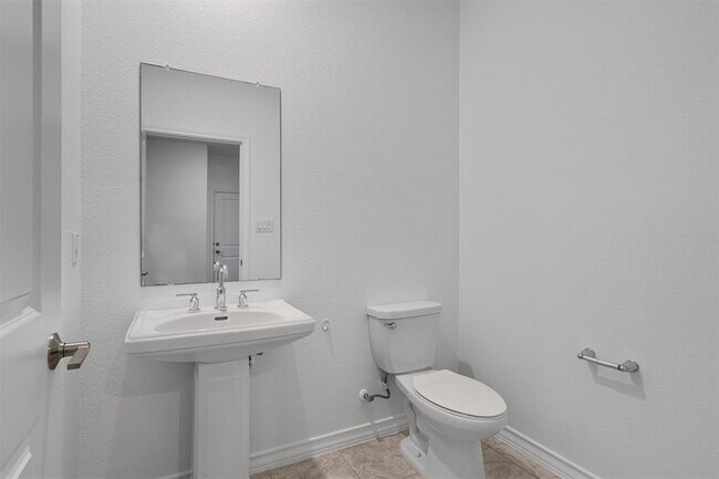 Building Photo - 104 Stinchcomb Rd