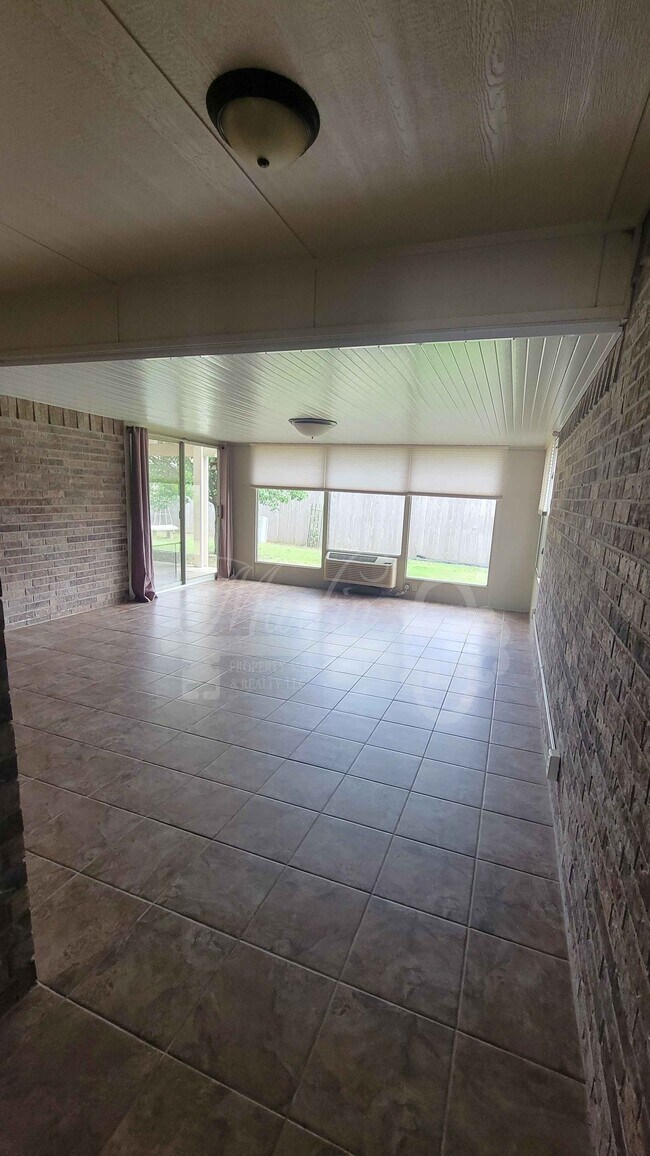 Building Photo - 1117 Morning Side Ct