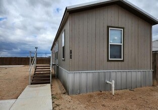 Building Photo - 707 Ryan