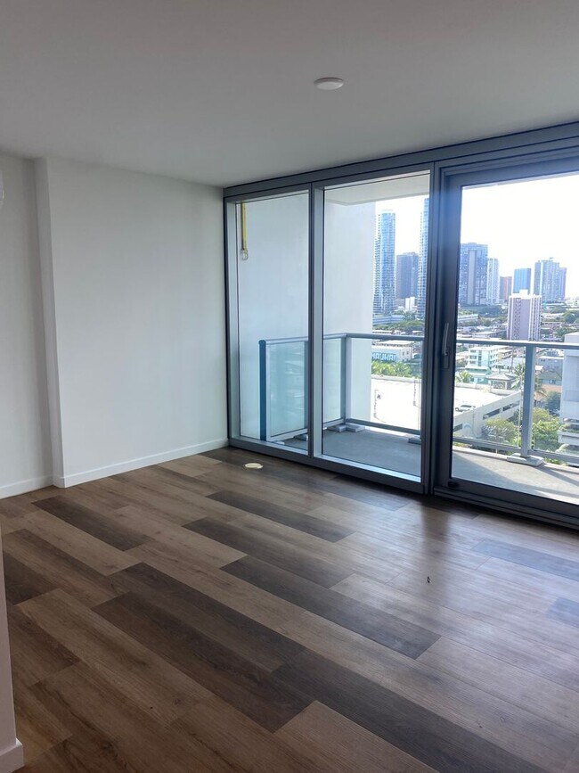 Building Photo - The Park Of Keeaumoku- Newly open condo, S...
