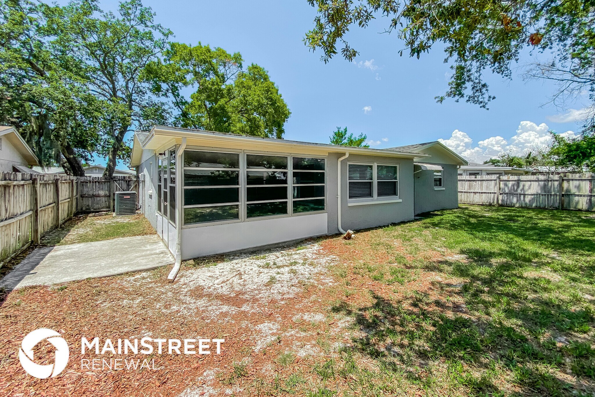 Building Photo - 3128 Brompton Dr