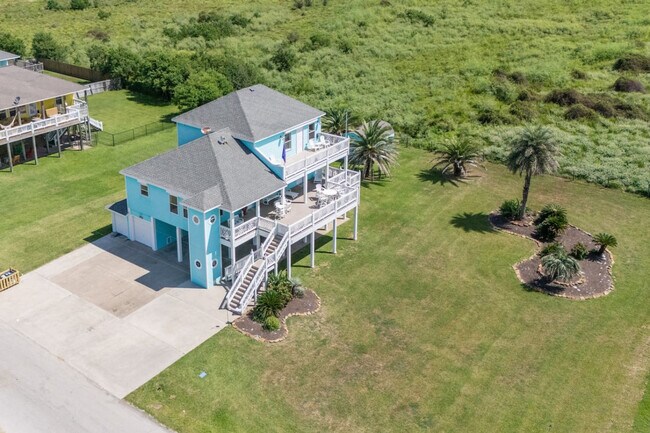 Building Photo - 814 Helen Blvd