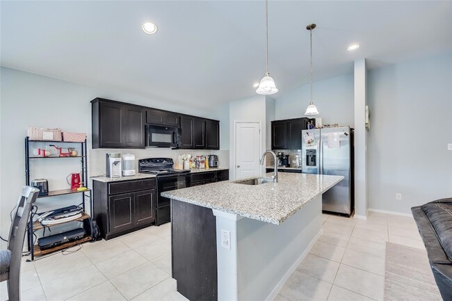 Building Photo - 21302 Santa Rosa Ave