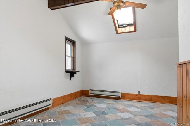 Building Photo - 378 Broadway