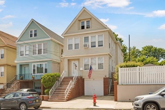 Primary Photo - 36 E 4th St