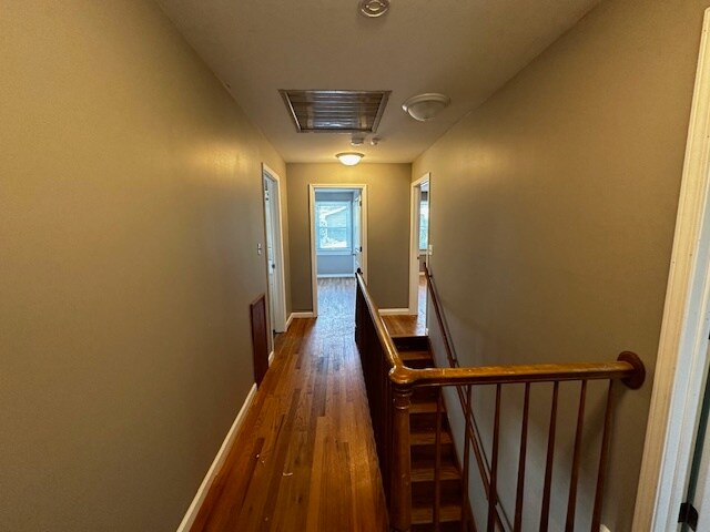 Building Photo - 610 Greenwood Dr