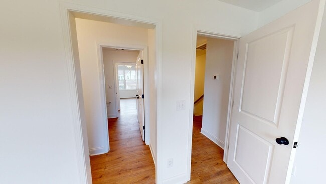 Building Photo - Comfort & Style – Beautiful 2-Bedroom Town...