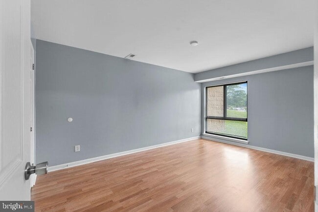 Building Photo - 6085 Majors Ln