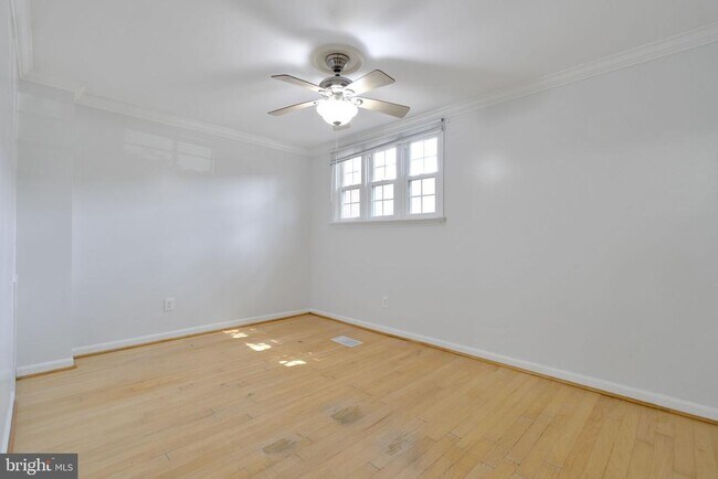 Building Photo - 14420 Turin Ln