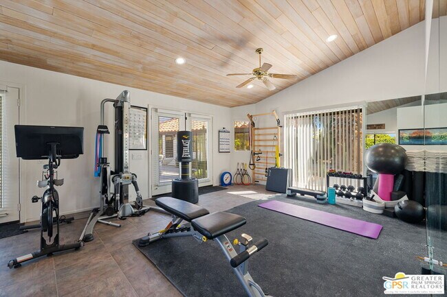 Building Photo - 40563 Desert Creek Ln