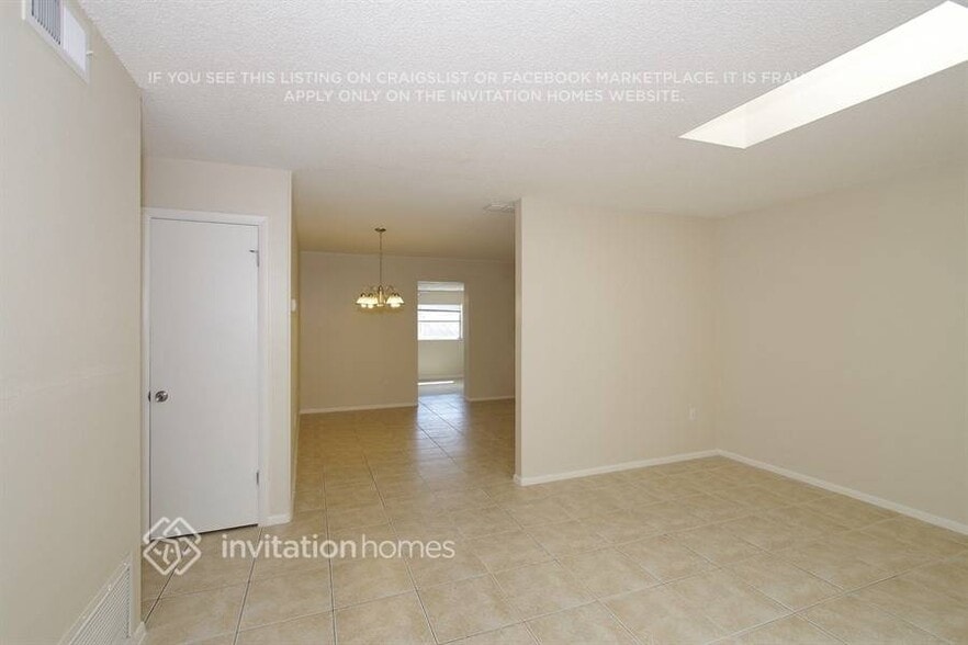 Building Photo - 718 Jordan Ave