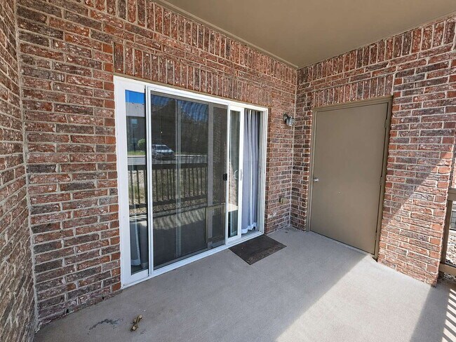 Building Photo - Spacious 2-Bedroom Condo with Garage, Fireplace, Pool & Most Included Utilities