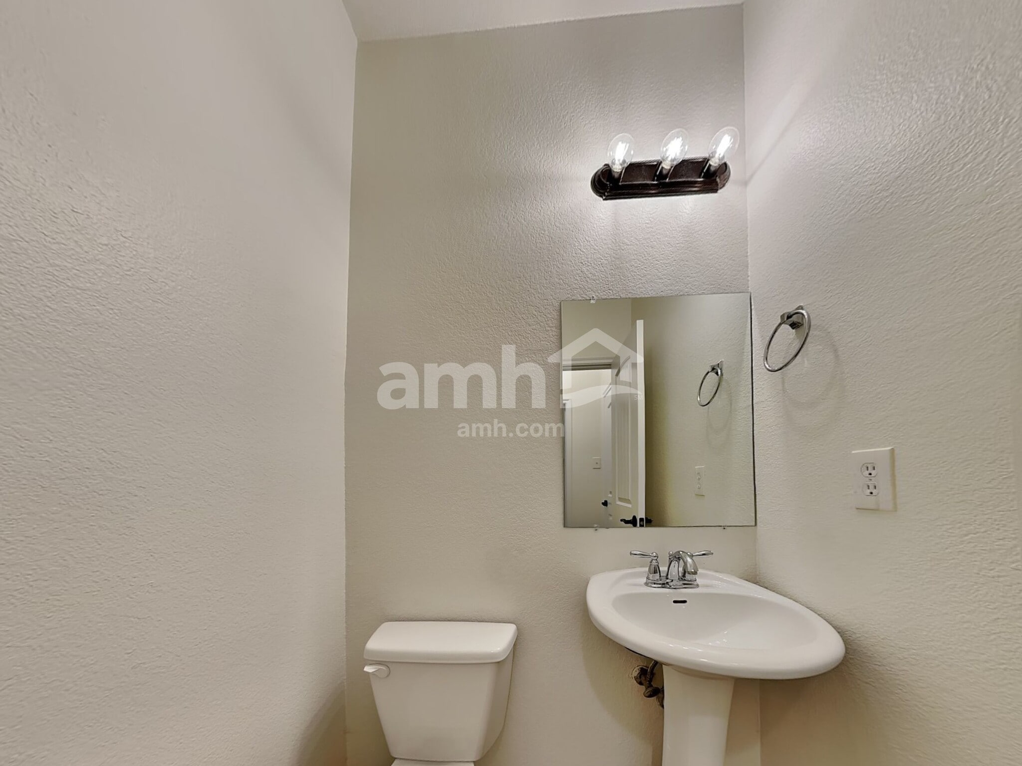 Building Photo - 1083 Carpenter Ct