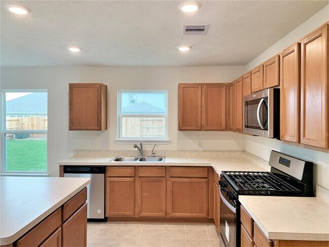 Building Photo - 1215 Painted Bunting Dr