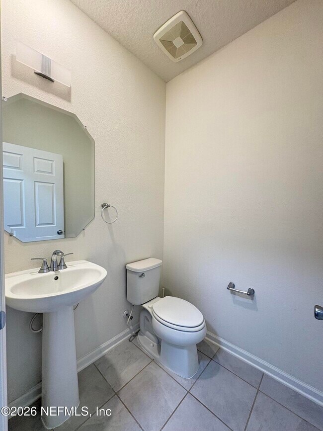 Building Photo - 302 Rambling Brk Trl