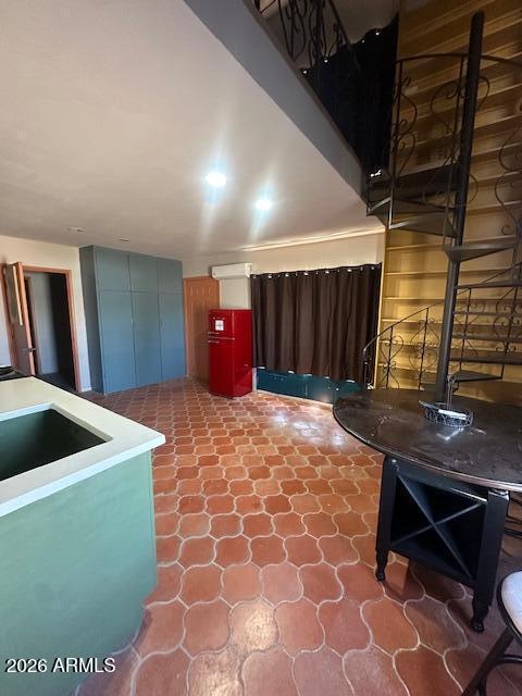 Building Photo - 1705 6th Green St