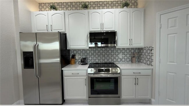 Building Photo - 6466 Cava Alta Dr