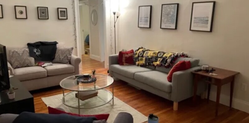 Building Photo - 40 Orchard Rd