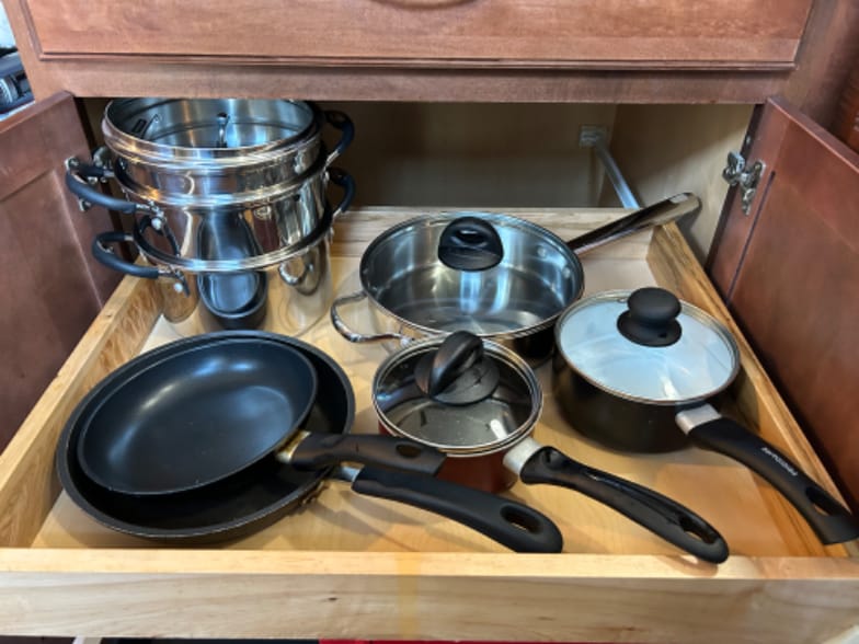 Building Photo - 23 Bedlow Ave