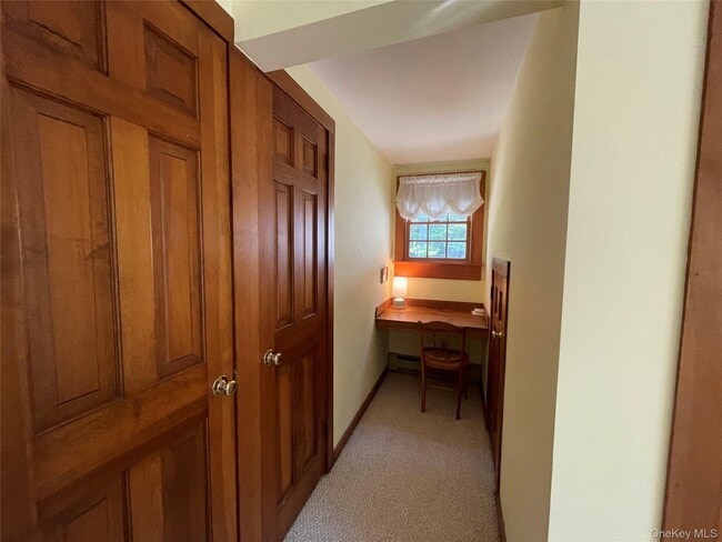 Building Photo - 106 Laurel Ln