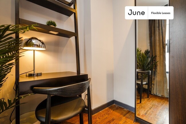 Building Photo - 509 E 87th St