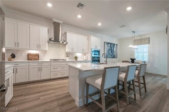 Building Photo - 13528 Blue Bay Cir