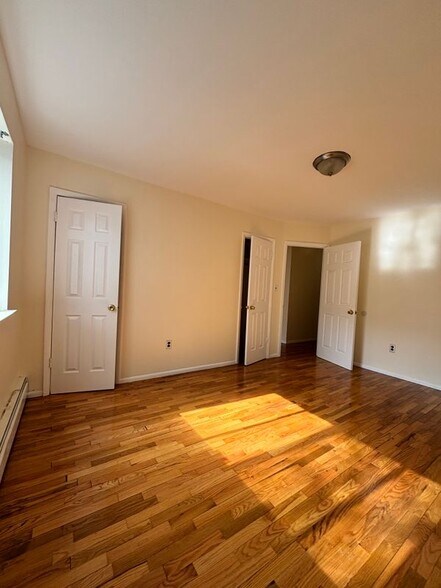 Building Photo - 2813 Gunther Ave
