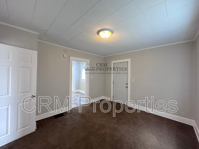 Building Photo - 510 E Morgan St
