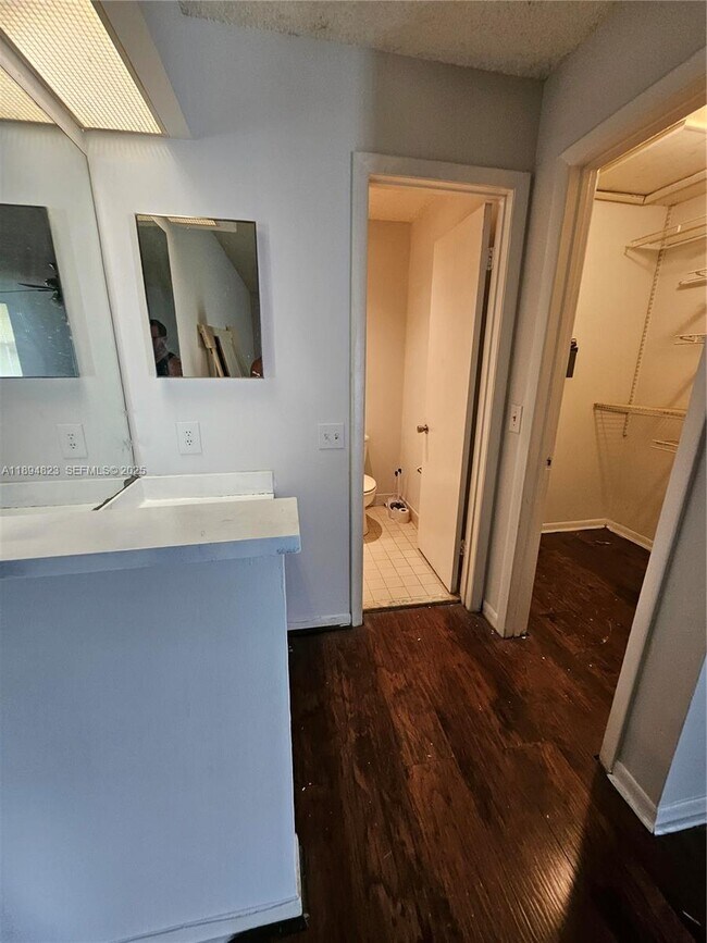 Building Photo - 2511 NW 56th Ave