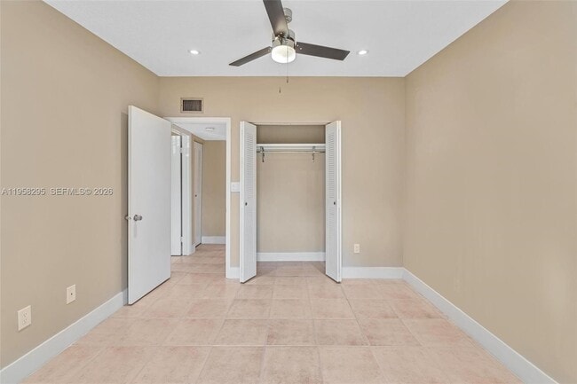 Building Photo - 9487 W McNab Rd