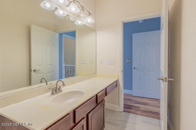 Building Photo - 4422 Capital Dome Dr