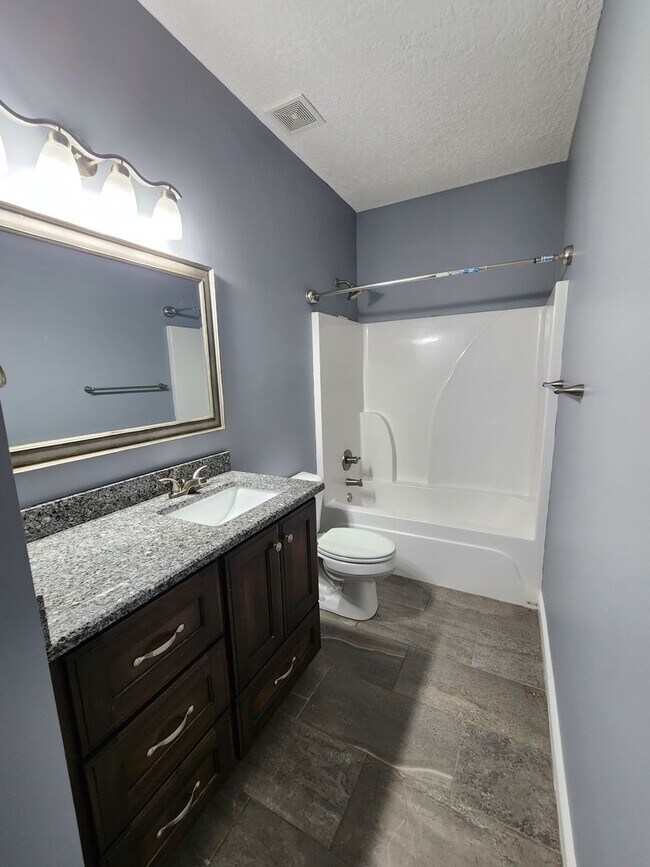 Building Photo - 3947 Crusader Ct