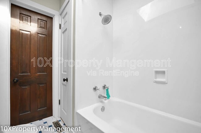 Building Photo - 386 Jackson St