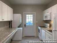 Building Photo - 642 N San Gabriel Ave