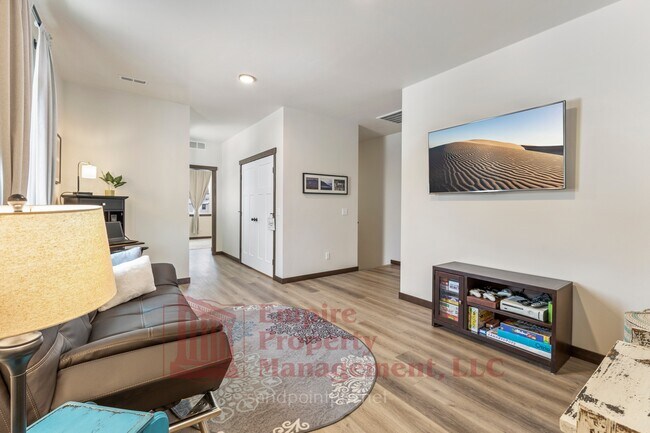 Building Photo - 41 Potlatch Lp