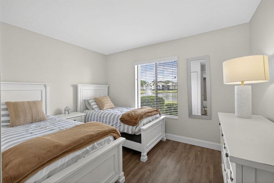 Building Photo - 1110 Green Pine Blvd