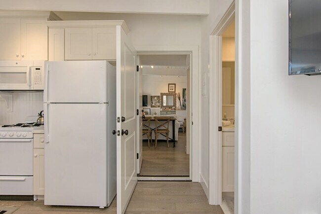 Building Photo - 3690 Carlsbad Blvd
