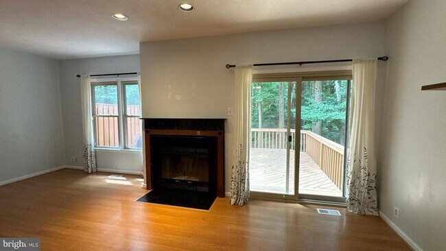 Building Photo - 5957 Cedar Fern Ct