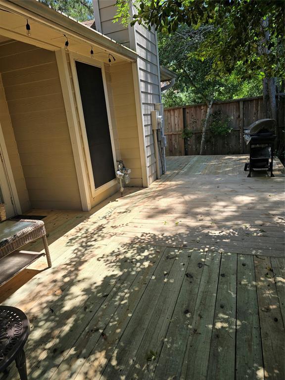 Building Photo - 3 S Avonlea Cir