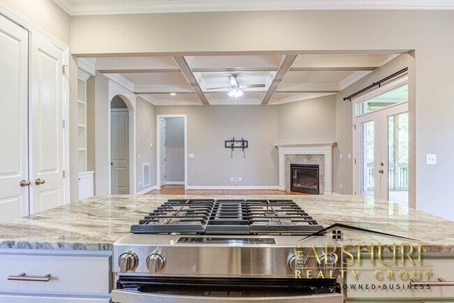 Building Photo - 109 Buck Johnson St