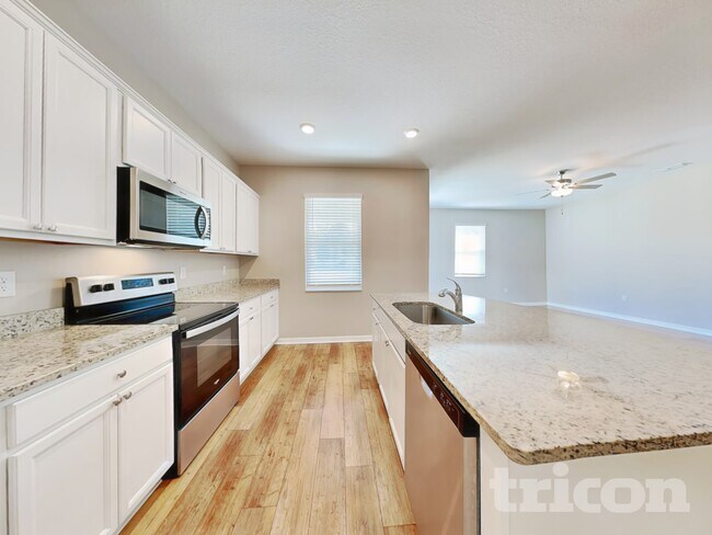 Building Photo - 4381 Carrabelle River Ln