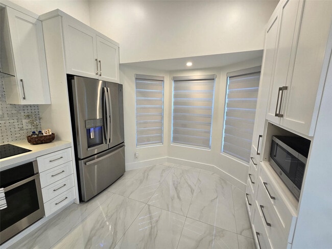 Building Photo - 1303 Seagrape Cir