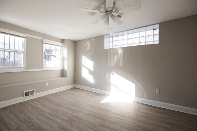 Building Photo - 5138 Gainor Rd
