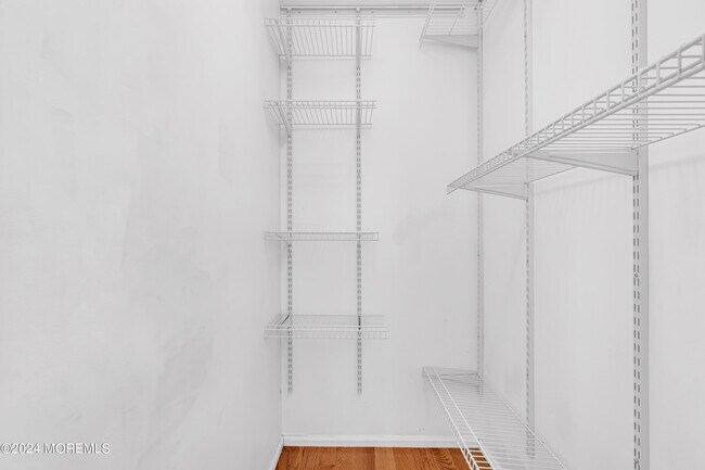 Building Photo - 1562 Priscilla Ct