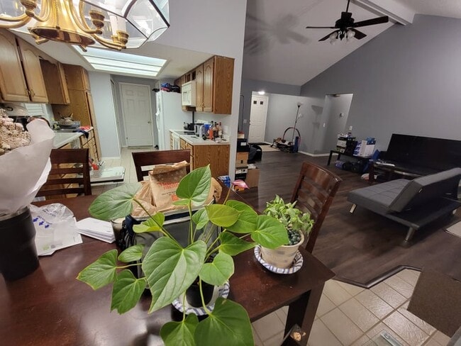 Building Photo - 6007 Belle Isle Ln