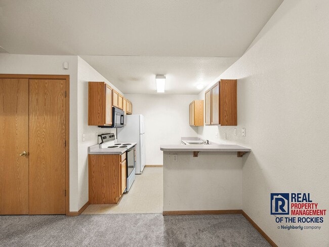 Building Photo - 2 Bed, 2 Bath Condo Near CSU- $500 OFF 1st...
