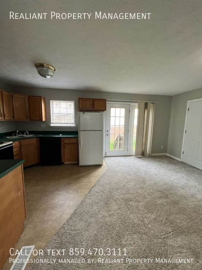 Building Photo - 3849 Sugar Creek Dr